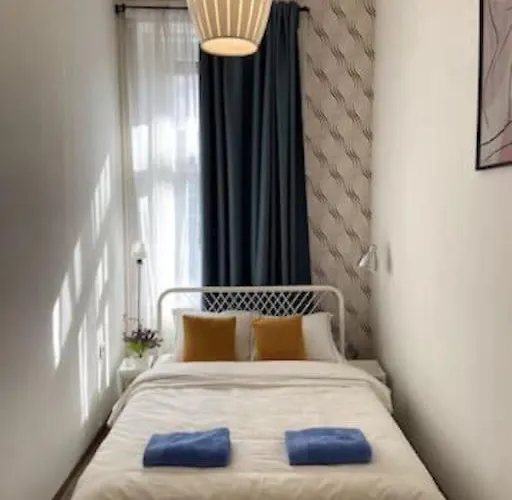 西火车站舒适3间客房 Appartamento *